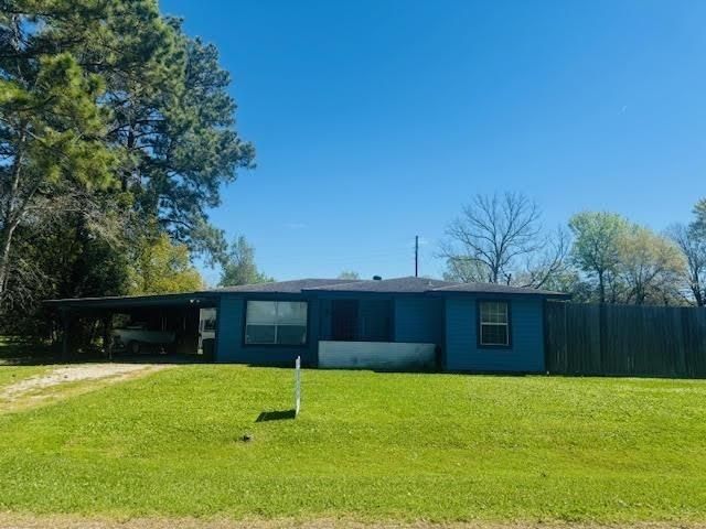 5487 Fairview Dr, Bridge City, TX 77630
