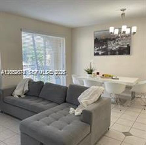 8906 W Flagler St 216, Miami, FL 33174