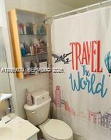 8906 W Flagler St 216, Miami, FL 33174