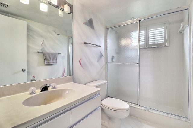 5172 S Fountains Dr Drive S, Lake Worth, FL 33467