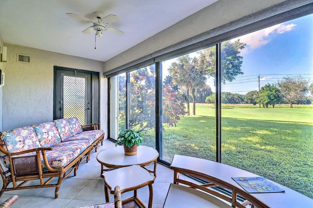 5172 S Fountains Dr Drive S, Lake Worth, FL 33467