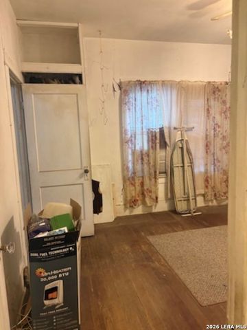 717 Kayton, San Antonio, TX 78210