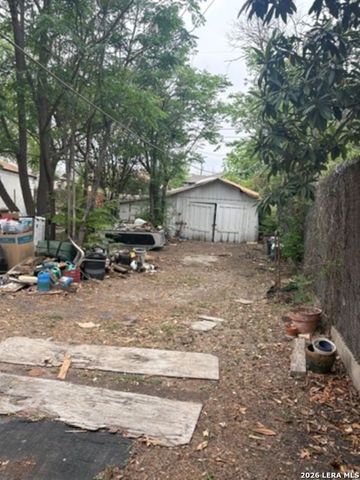 717 Kayton, San Antonio, TX 78210