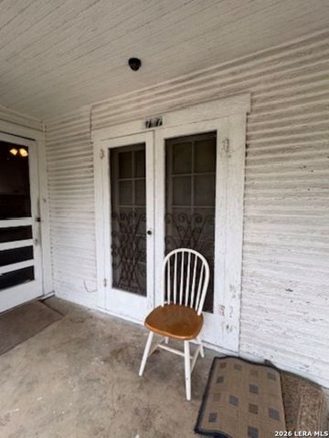 717 Kayton, San Antonio, TX 78210