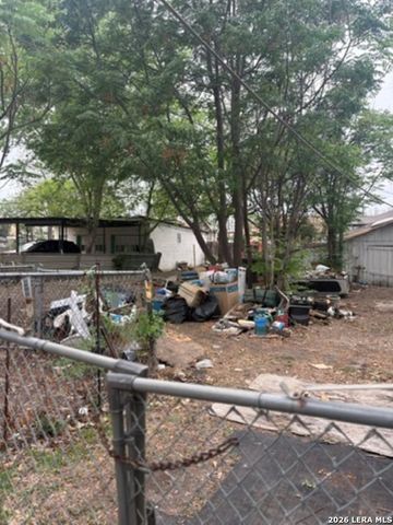 717 Kayton, San Antonio, TX 78210