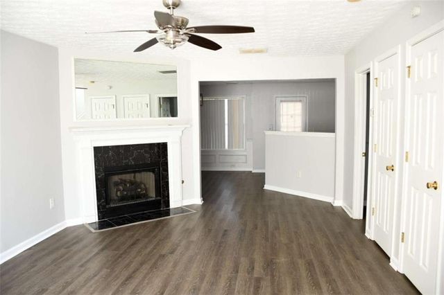 4612 Grand Central Parkway, Decatur, GA 30035