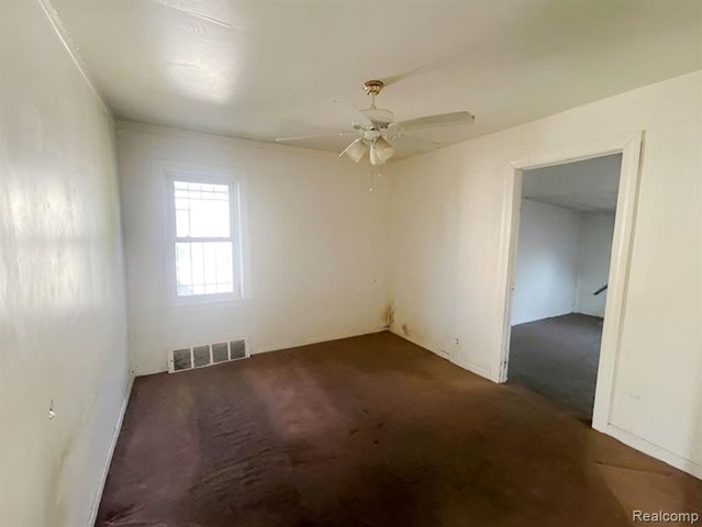 11380 Plainview Avenue, Detroit, MI 48228