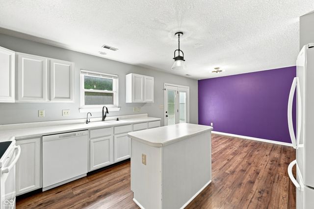 531 Danver Lane, Beech Grove, IN 46107