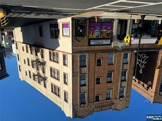 634 Anderson Avenue, Cliffside Park, NJ 07010