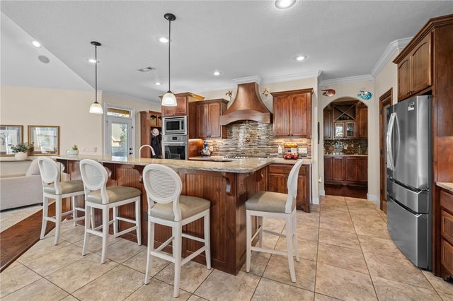 4911 E Sagely Lane, Fayetteville, AR 72703