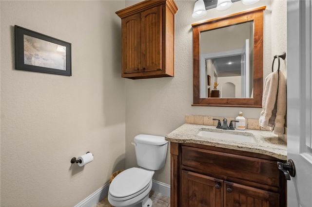 4911 E Sagely Lane, Fayetteville, AR 72703