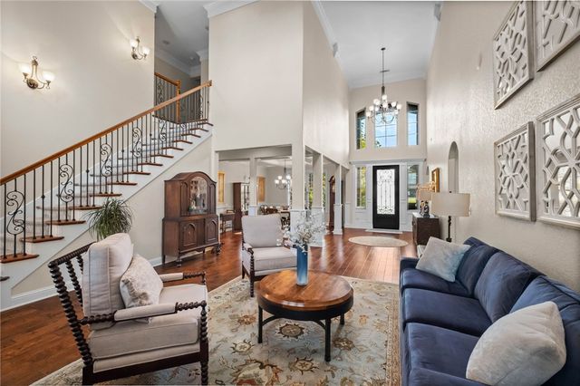 4911 E Sagely Lane, Fayetteville, AR 72703