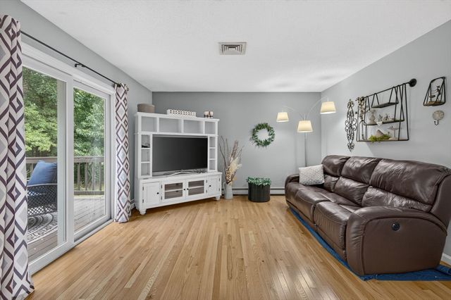 38 Sable Run Ln, Methuen, MA 01844