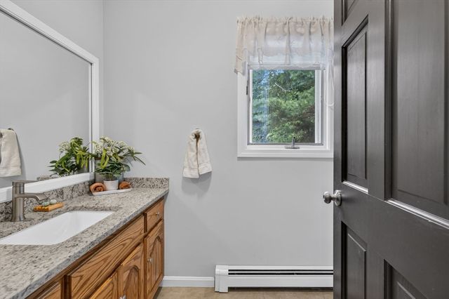 38 Sable Run Ln, Methuen, MA 01844