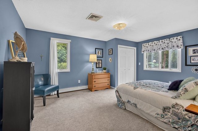 38 Sable Run Ln, Methuen, MA 01844
