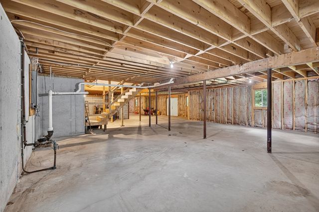 38 Sable Run Ln, Methuen, MA 01844
