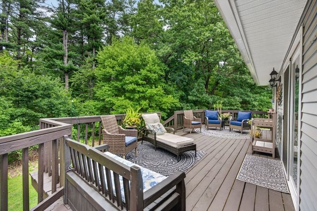38 Sable Run Ln, Methuen, MA 01844