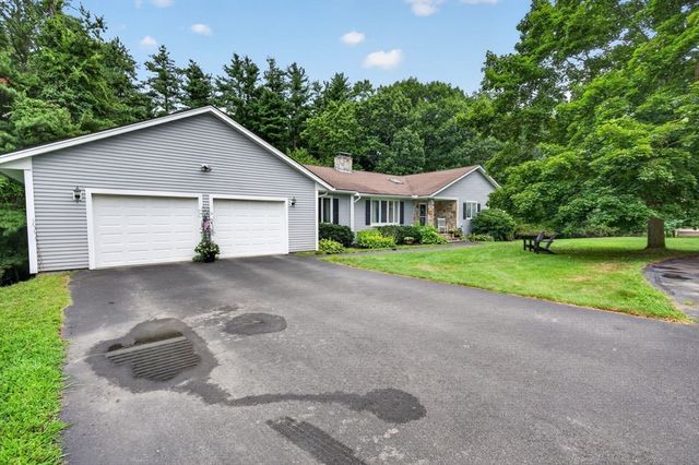 38 Sable Run Ln, Methuen, MA 01844