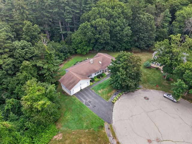 38 Sable Run Ln, Methuen, MA 01844