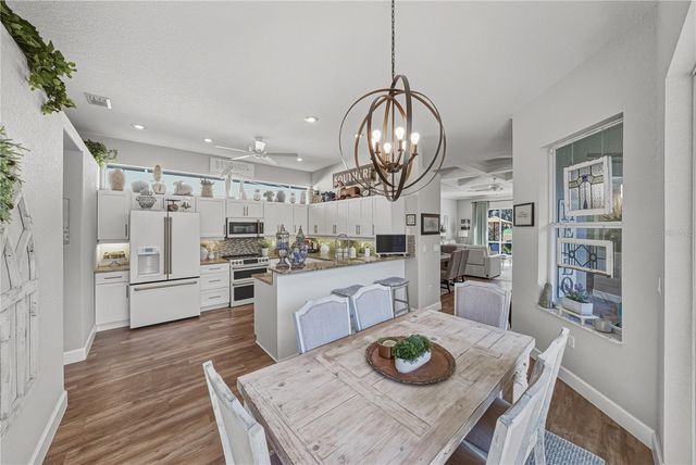 12422 WOODLANDS CIRCLE, Dade City, FL 33525