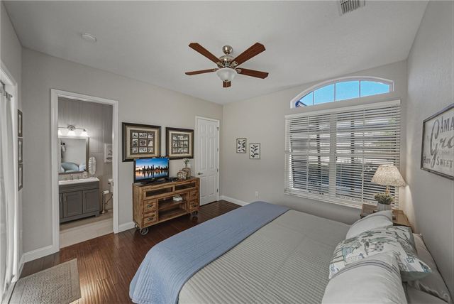 12422 WOODLANDS CIRCLE, Dade City, FL 33525