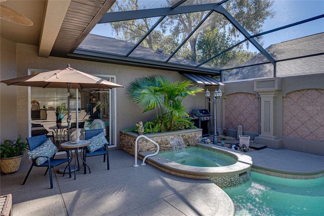 12422 WOODLANDS CIRCLE, Dade City, FL 33525