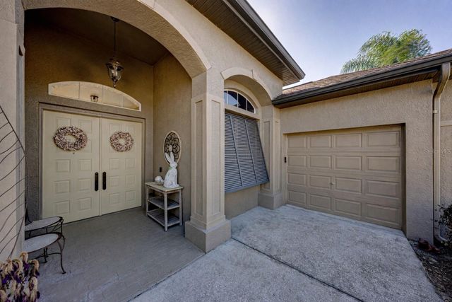 12422 WOODLANDS CIRCLE, Dade City, FL 33525