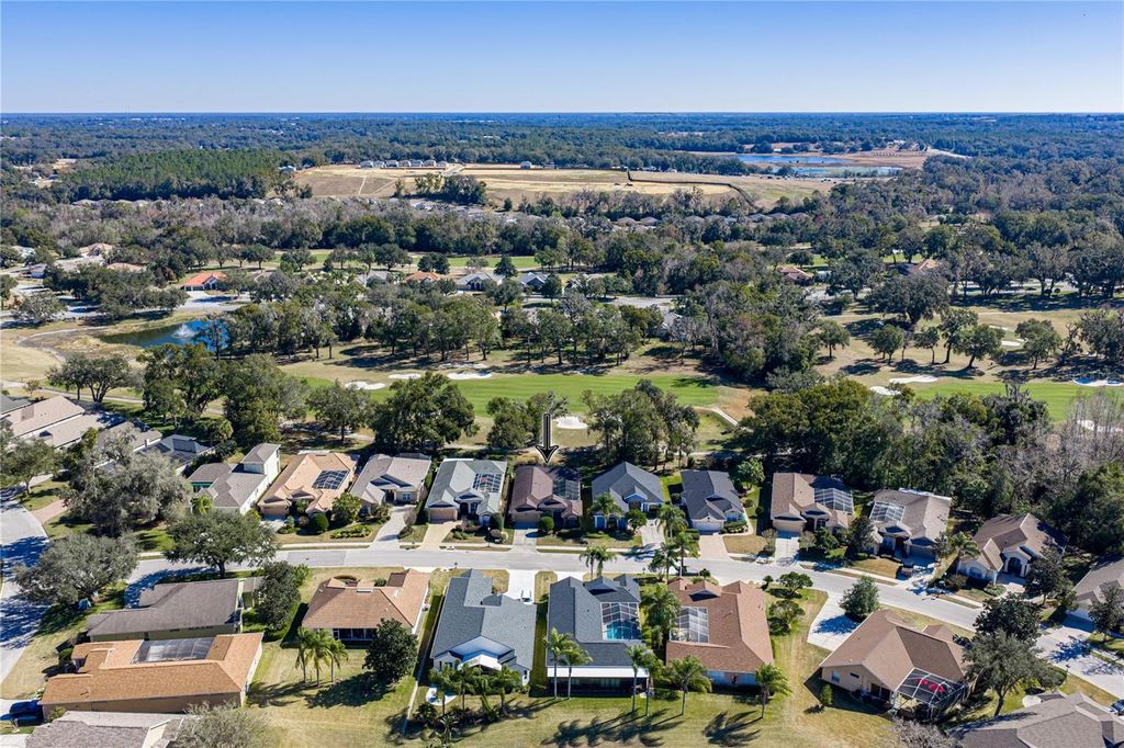 Image 2 of property listing at 12422 WOODLANDS CIRCLE, Dade City, FL 33525