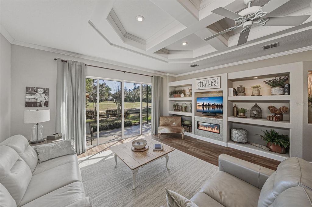 Image 14 of property listing at 12422 WOODLANDS CIRCLE, Dade City, FL 33525