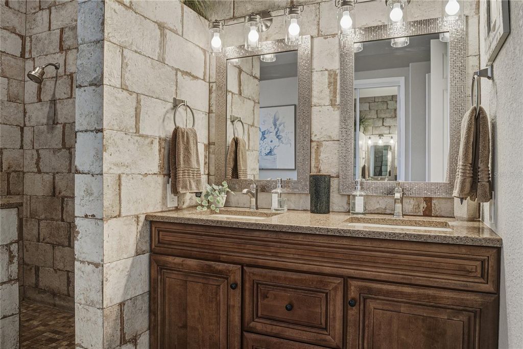 Image 39 of property listing at 12422 WOODLANDS CIRCLE, Dade City, FL 33525