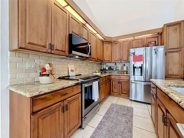 9238 TREE TOP LANE, Hudson, FL 34669