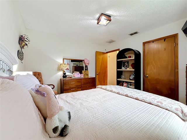 9238 TREE TOP LANE, Hudson, FL 34669