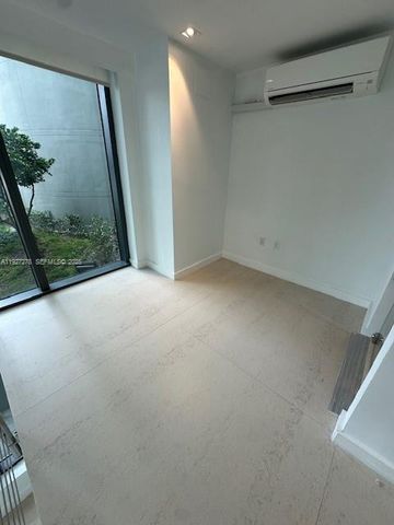 480 NE 31st CU-10, Miami, FL 33137