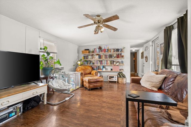 79 Mulberry Drive, Galena, MO 65656