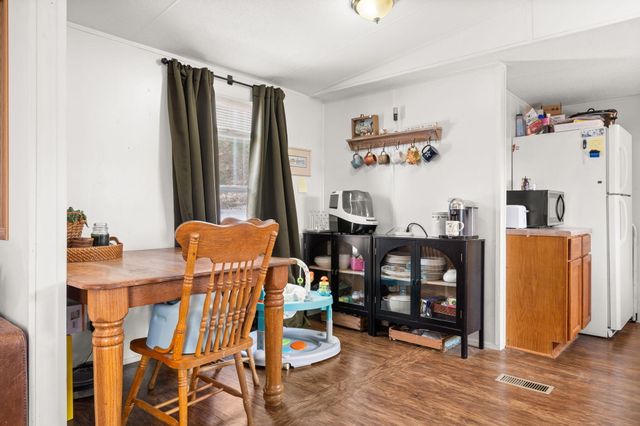 79 Mulberry Drive, Galena, MO 65656