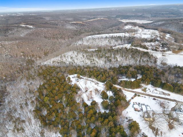 79 Mulberry Drive, Galena, MO 65656