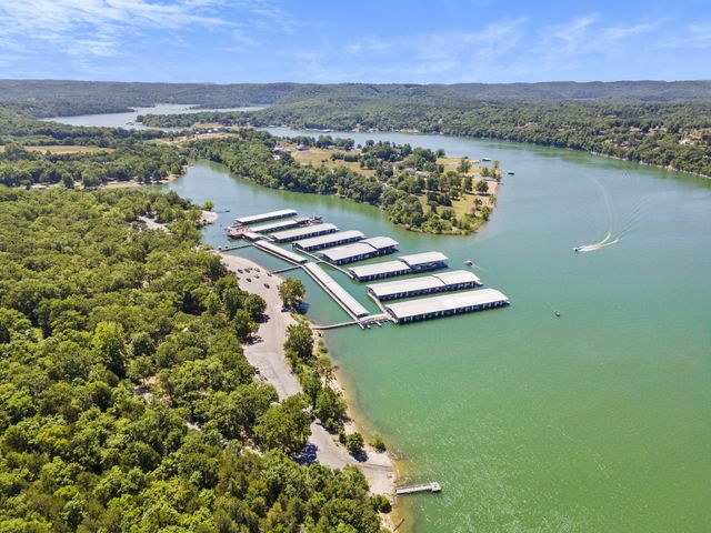 79 Mulberry Drive, Galena, MO 65656