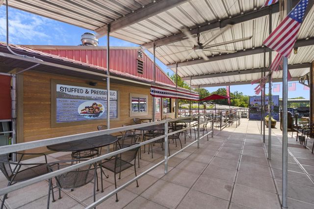 79 Mulberry Drive, Galena, MO 65656