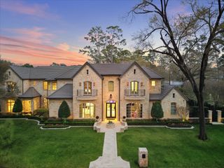 220 Merrie Way Lane, Houston, TX 77024