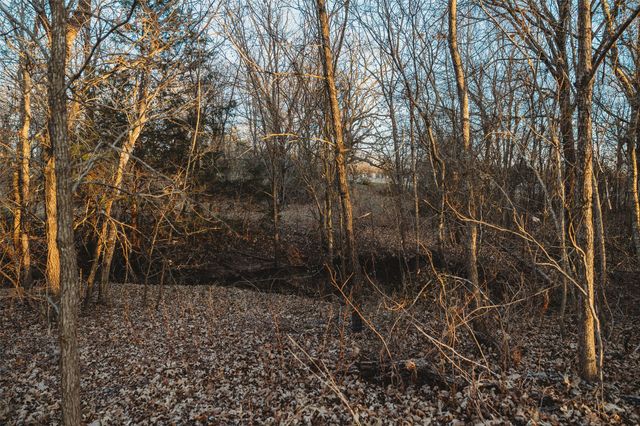 6078 E Line Road, Whitewright, TX 75491