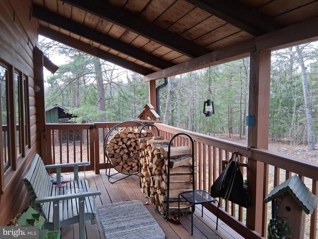 412 HIDEAWAY LN, Berkeley Springs, WV 25411