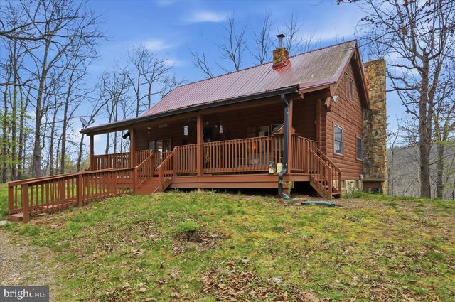 412 HIDEAWAY LN, Berkeley Springs, WV 25411