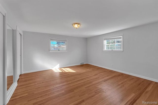 4265 Pine Tree Trail, Bloomfield Hills, MI 48302