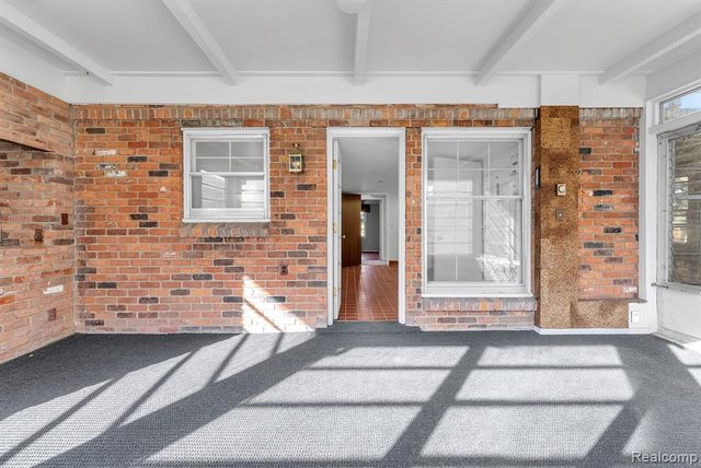 4265 Pine Tree Trail, Bloomfield Hills, MI 48302