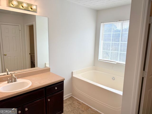 656 Sycamore Drive, Jonesboro, GA 30238