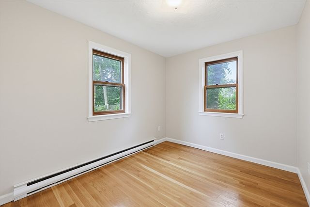 708 Rocky Hill Rd, Plymouth, MA 02360