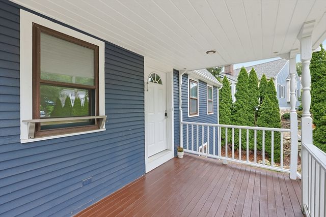 708 Rocky Hill Rd, Plymouth, MA 02360