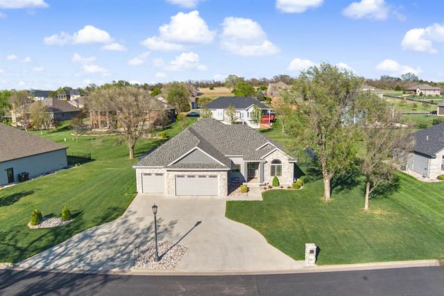2601 Aberdeen Ln, Salina, KS 67401