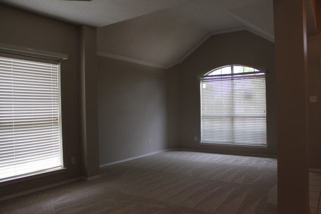 5716 Colorado Court, Haltom City, TX 76137