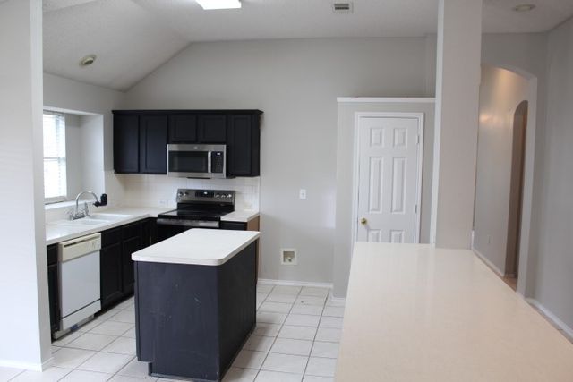 5716 Colorado Court, Haltom City, TX 76137